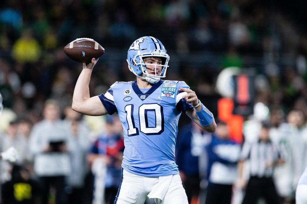 .🚨 New From Me 

I’m making my return to NFL Draft content with <a href="/BlueChipScout/">Blue Chip Scouting</a>. 

In my first piece, I cover why I think Drake Maye is QB1 in the 2024 class. 

Read: bluechipscouting.substack.com/p/why-uncs-dra…