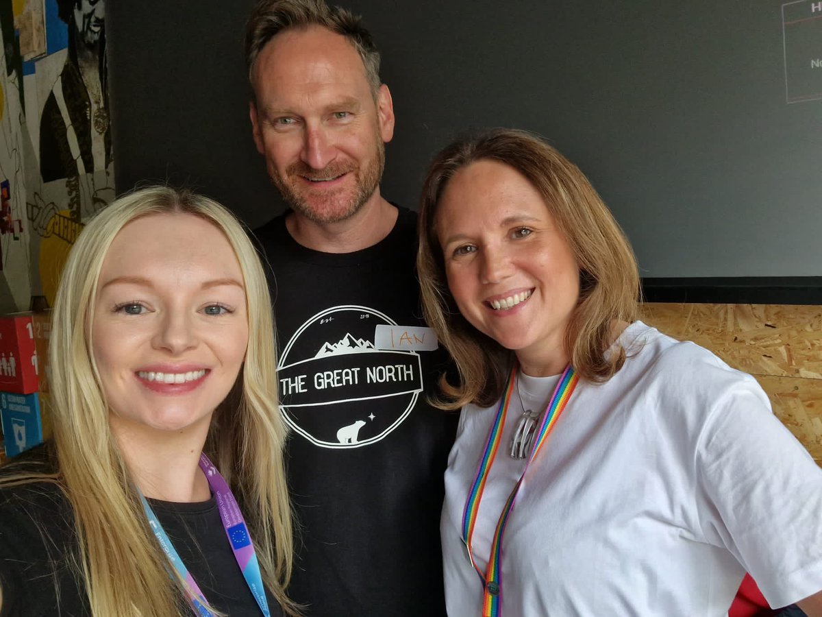 Facilitating a two day event today, Social Collider for <a href="/Sunderland/">Sunderland</a>  <a href="/UoS_Digital_Inc/">The University of Sunderland Digital Incubator</a> <a href="/Enterprise_UoS/">The Enterprise Place</a> crew. 
We are working out of <a href="/DiegosJoint/">Diego's Joint</a> in Sunniside, Sunderland.  What a brilliant venue ! A bar, coffee house &amp; events space