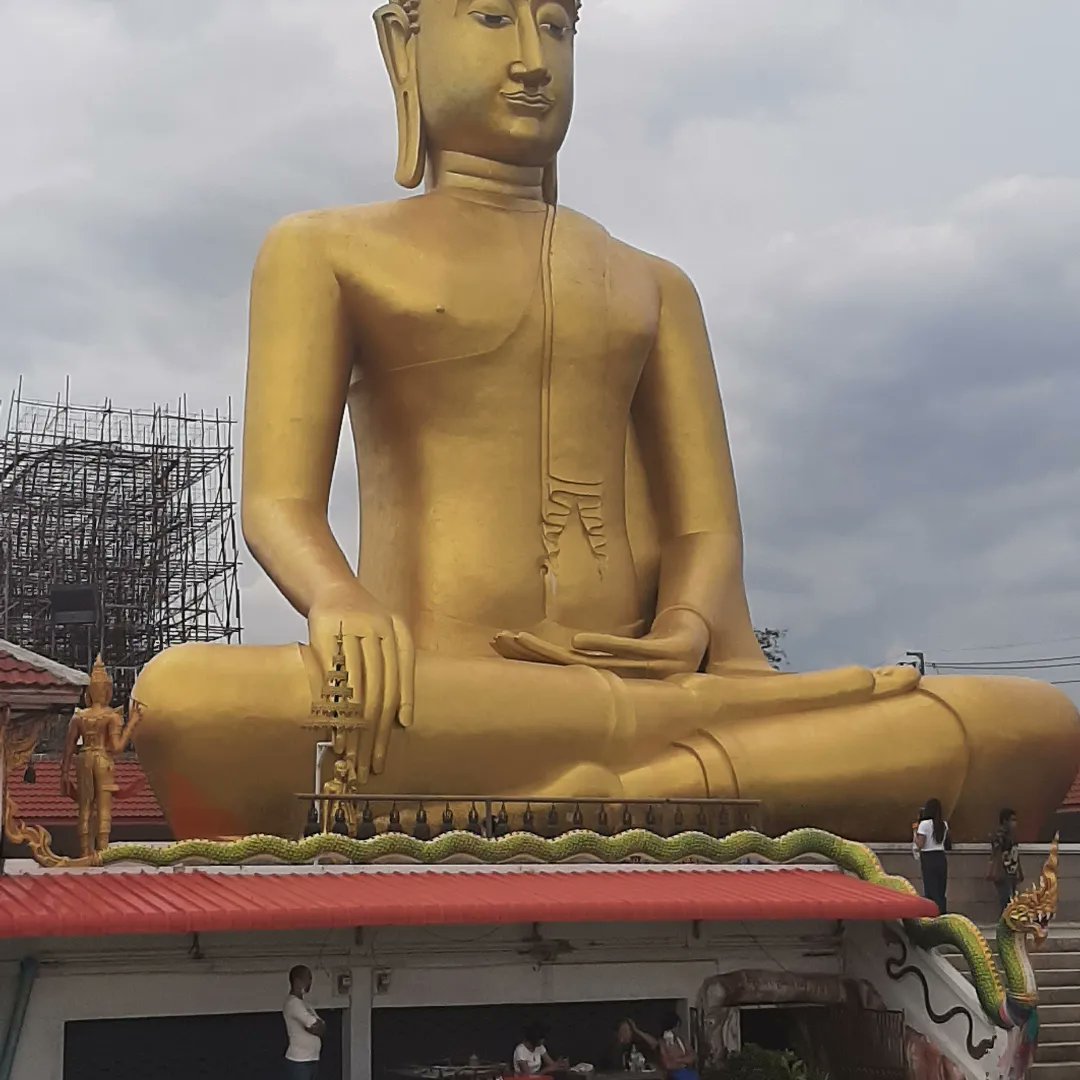 MKaewvijit's tweet photo. มาขอพรกันครับ https://t.co/W2kZI6szVB