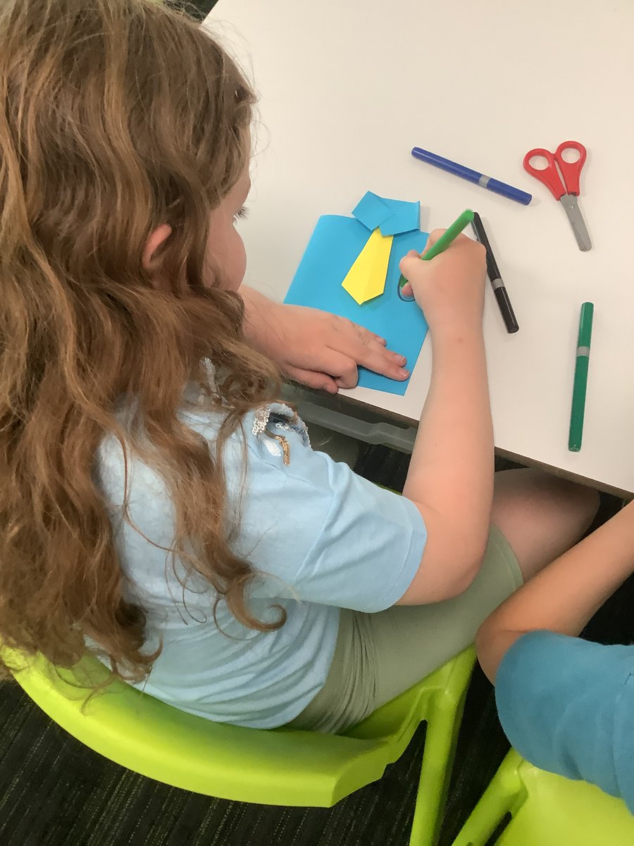 westheathprim's tweet photo. #WHPSClass10 enjoyed creating their Fathers' Day cards on Friday! We can show them off now Fathers' Day has passed!
#WHPSArt #WHPSDT https://t.co/qPAfaKhKuW
