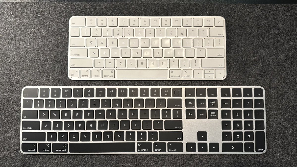 digitalshane_'s tweet image. Little desk upgrade over the weekend 🎉 ⌨️ @Apple #magickeyboard