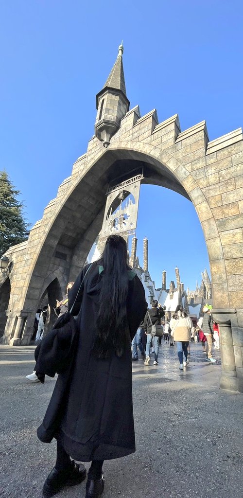 Always_Prof_Sev's tweet photo. 06'𝓵𝓲𝓷𝓮
🐍
🖤 𝑺𝒆𝒗𝒆𝒓𝒖𝒔 𝑺𝒏𝒂𝒑𝒆￤𝑻𝒉𝒆𝒔𝒆𝒖𝒔 𝑺𝒄𝒂𝒎𝒂𝒏𝒅𝒆𝒓

🥀 腐・夢・同担など地雷なしです
🥀 ↺or ♡ で無言フォロー失礼します
🥀 一緒に語れる方、遊べる方と是非繋がりたいです

#ハリポタ好きと繋がりたい
#ファンタビ好きと繋がりたい
#ポタクラさんと繋がりたい https://t.co/qf1mDjv9Fk