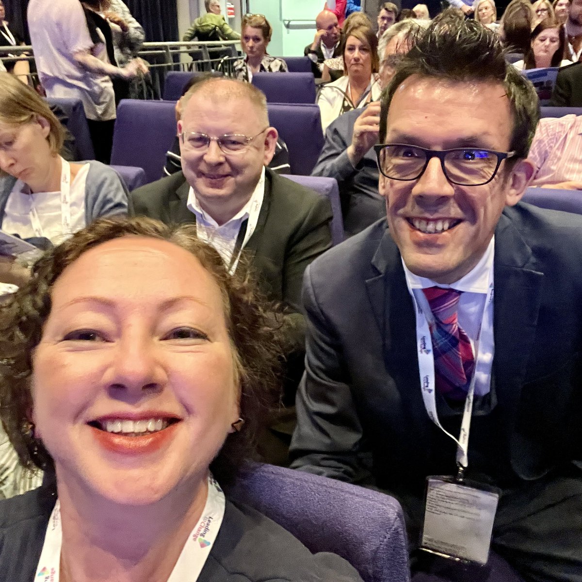 Apart from the learning, lovely to catch up with friends & colleagues. Enjoyed seeing  #ProjectLift (now @L2CScot ) #LeadershipCubed 🦋Cohort3 @ScottHeald72 & @nelsonkennedyk & across cohorts with @MMorrisonNHS & the glamorous @ManiraAhmad (& Mrs Ahmad too) #nhsscot23 #NhsScot75