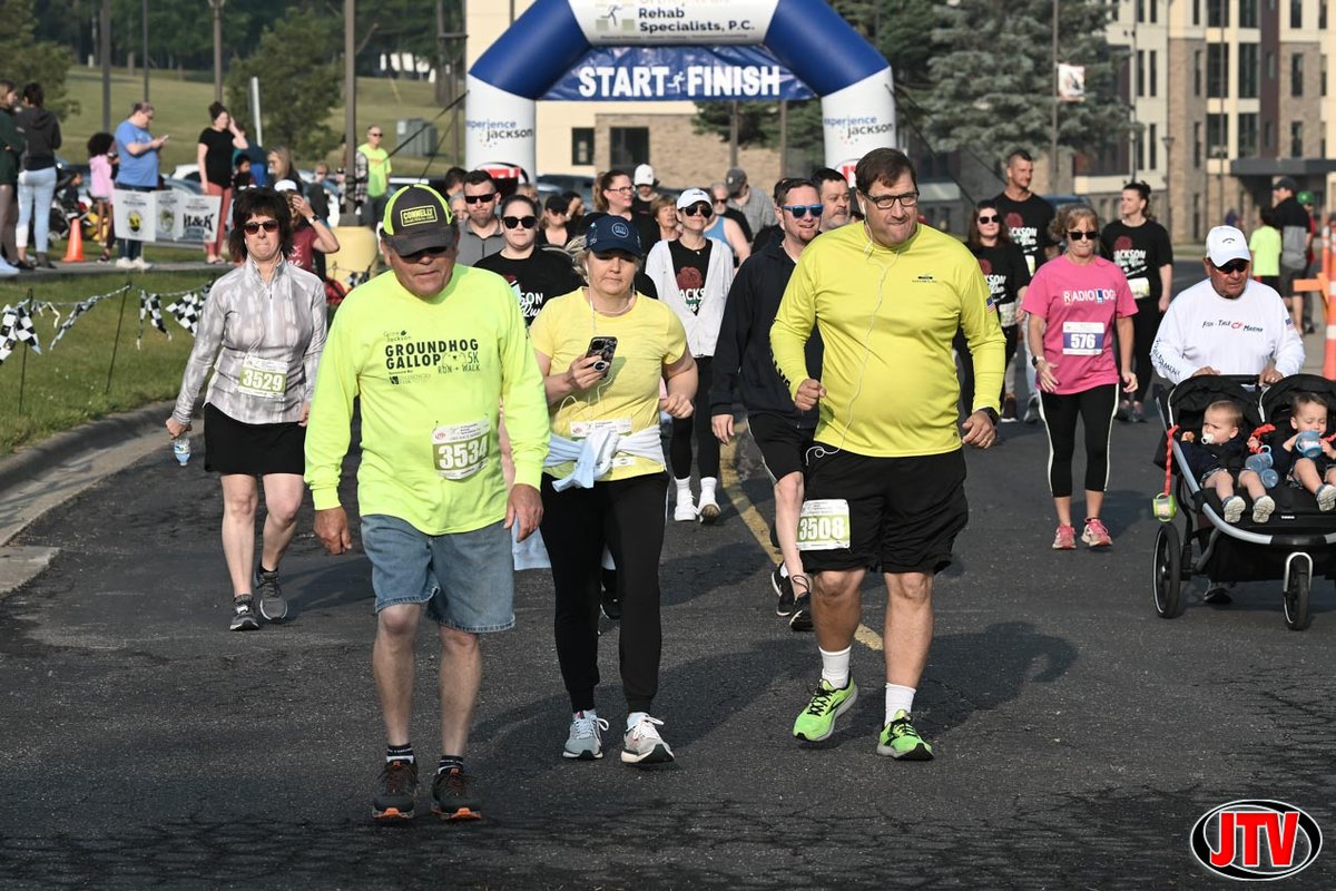 Last Saturday was the Jackson Rose Run. It was a beautiful day with a great turn out!
Photos: jtv.tv/jackson-rose-r…
Results: runsignup.com/Race/Results/2…

Next race is the...