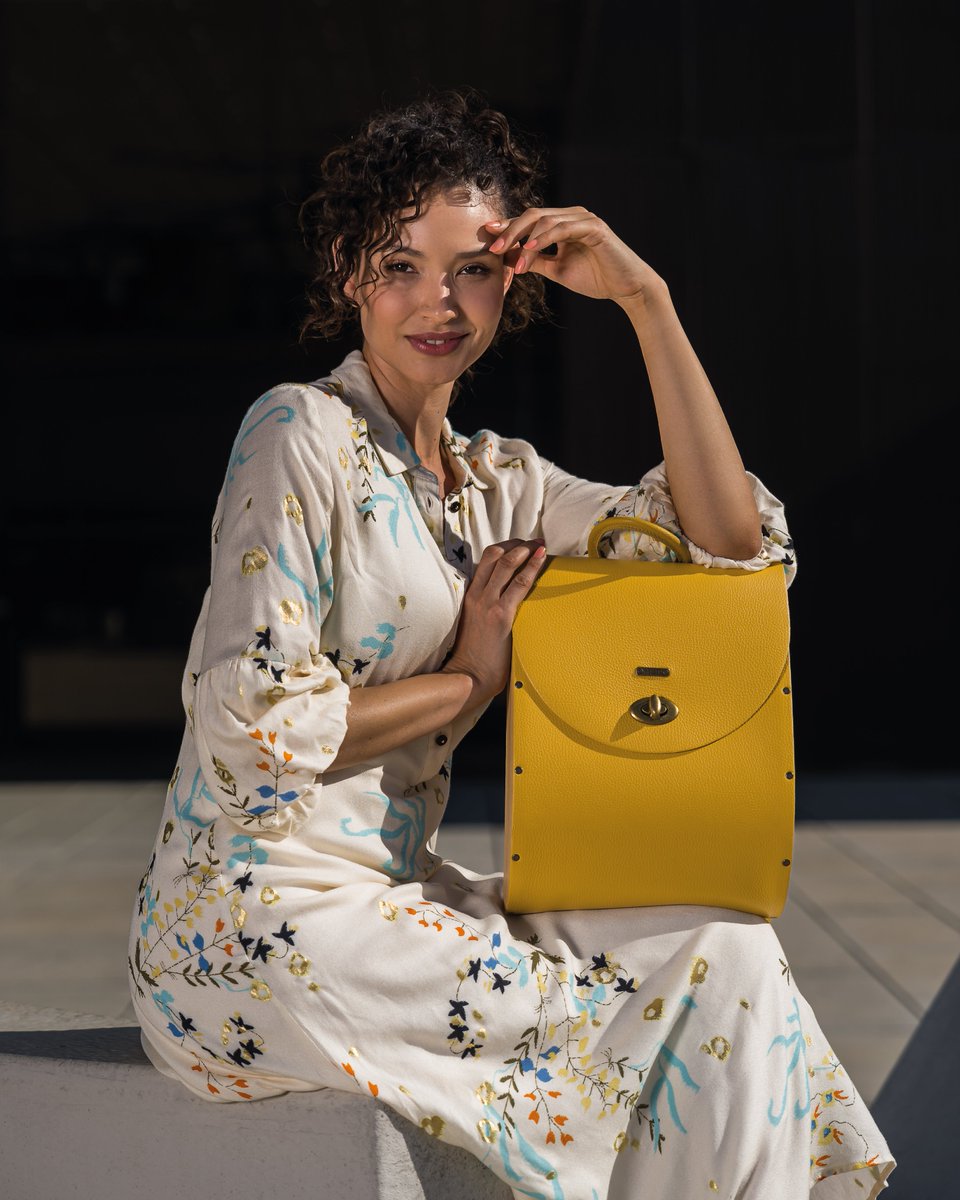 mudunderdesign's tweet image. 🎒🌿 Discover the Cocoon Backpack: Where Nature and Style Coalesce! 🌍🔍
✨ Resilient, Light, and Stylish. The ultimate companion for modern adventurers! 🛡️✨
☔️ Rain or shine, it's water-resistant and ready to keep you stylishly dry! ☔️🌂
#CocoonBackpack #NatureInStyle #Handmade