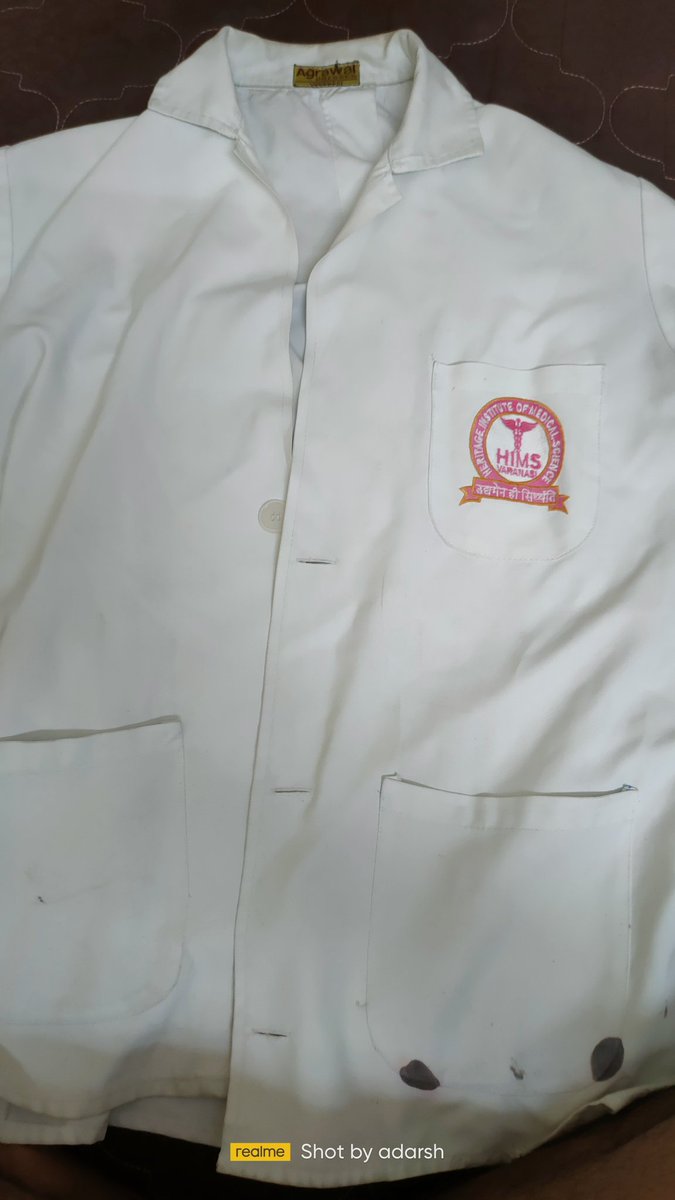 speakng_scalpel's tweet photo. five  year ago ago I bought a this apron  worth 5 million https://t.co/GzUioWzWxI