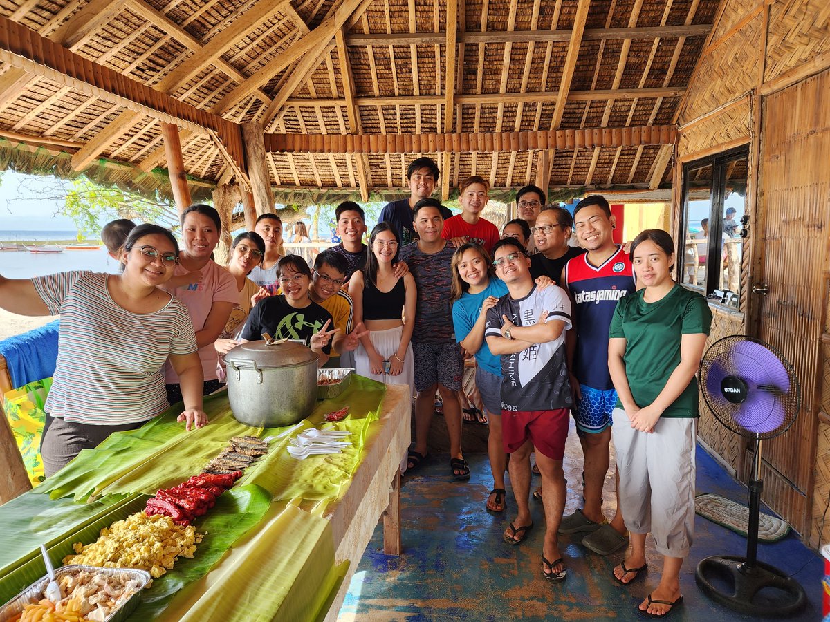 pritonghilaw16's tweet photo. Will surely miss these guys! 

Maybe di pa talaga sa atin ngayon, will comeback stronger.

ITO, Signing off... https://t.co/iStkVwS7Lz