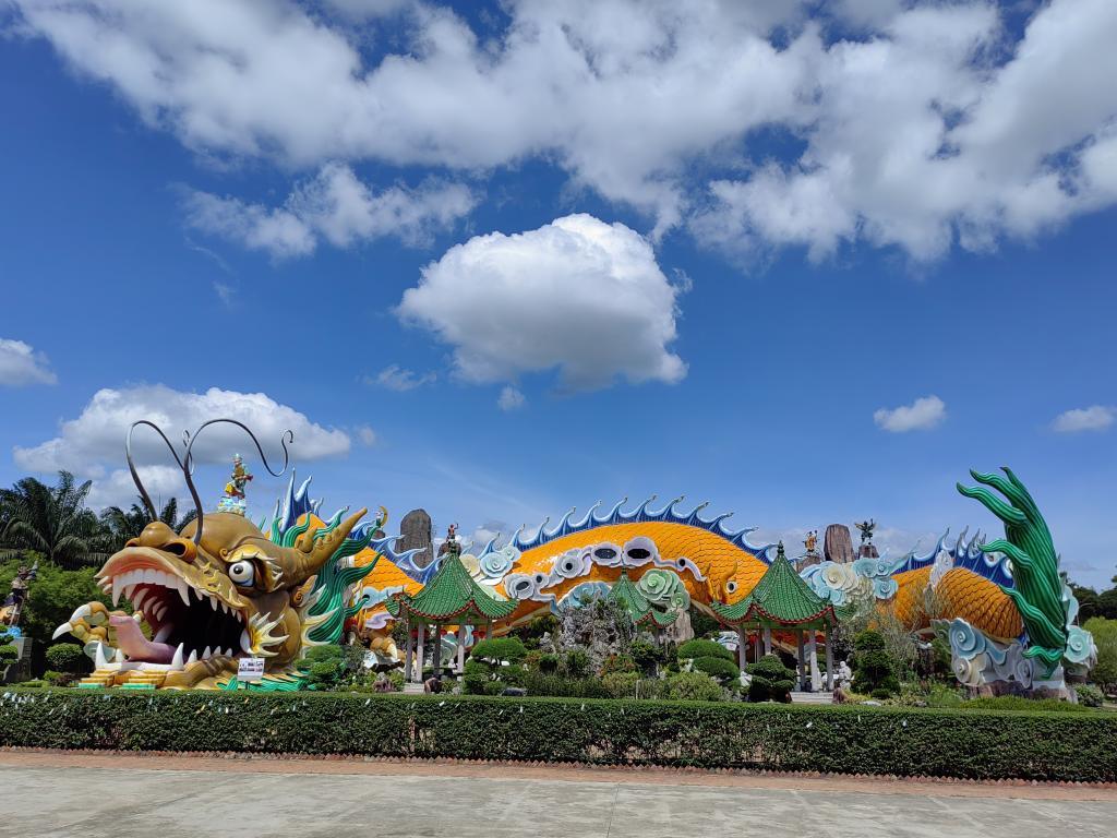 kankamonteo1489's tweet photo. Enjoy the beauty of "Fortune Dragon Yong Peng"  https://t.co/499c3rpfsI
#posh #travel #hiveblogshare #photopraphy https://t.co/SpVAJpKn7g