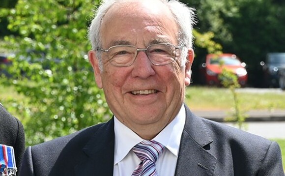 FarmersGuardian's tweet image. Cheshire's Police and Crime Commissioner, John Dwyer, said he was concerned by dog attacks on farmer's livestock, which are 'unnecessary' and 'avoidable'

bit.ly/3qKvd05

#cheshire #ruralcrime #dogattacks #sheepworrying #rural #agriculture #farming #uk