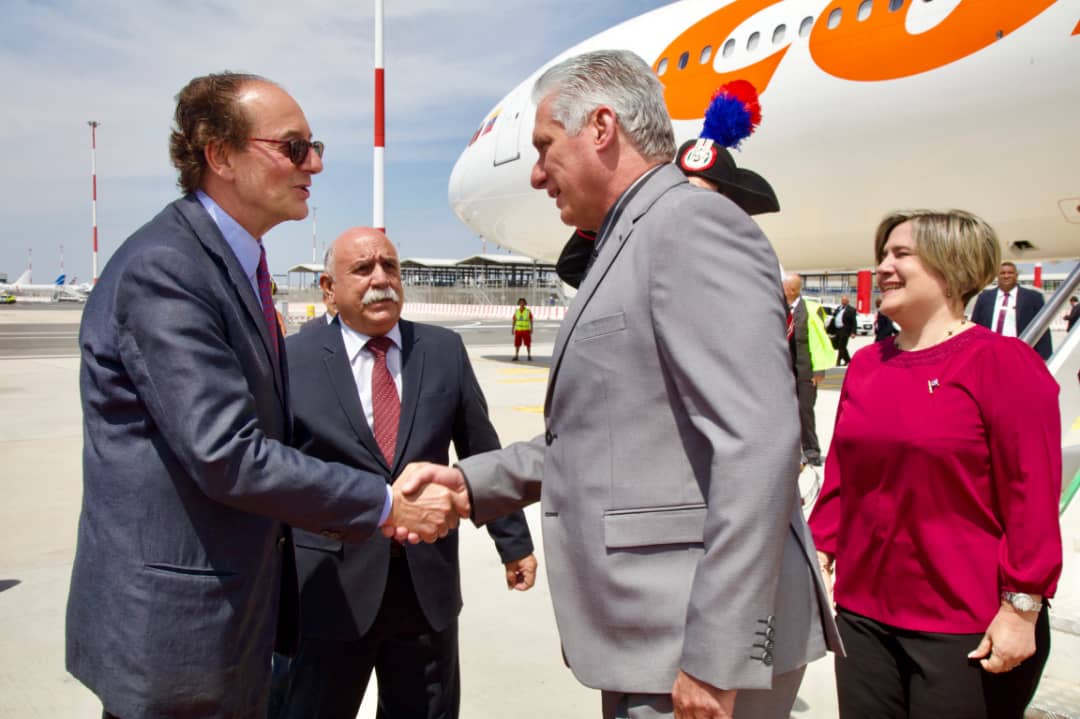 A nuestra llegada a Roma, recordamos con emoción y orgullo a nuestros profesionales de la salud que batallaron en los duros momentos de la Covid-19 para salvar vidas en Italia. La solidaridad y amistad entre nuestros pueblos dan sustento a los 120 años de relaciones diplomáticas.