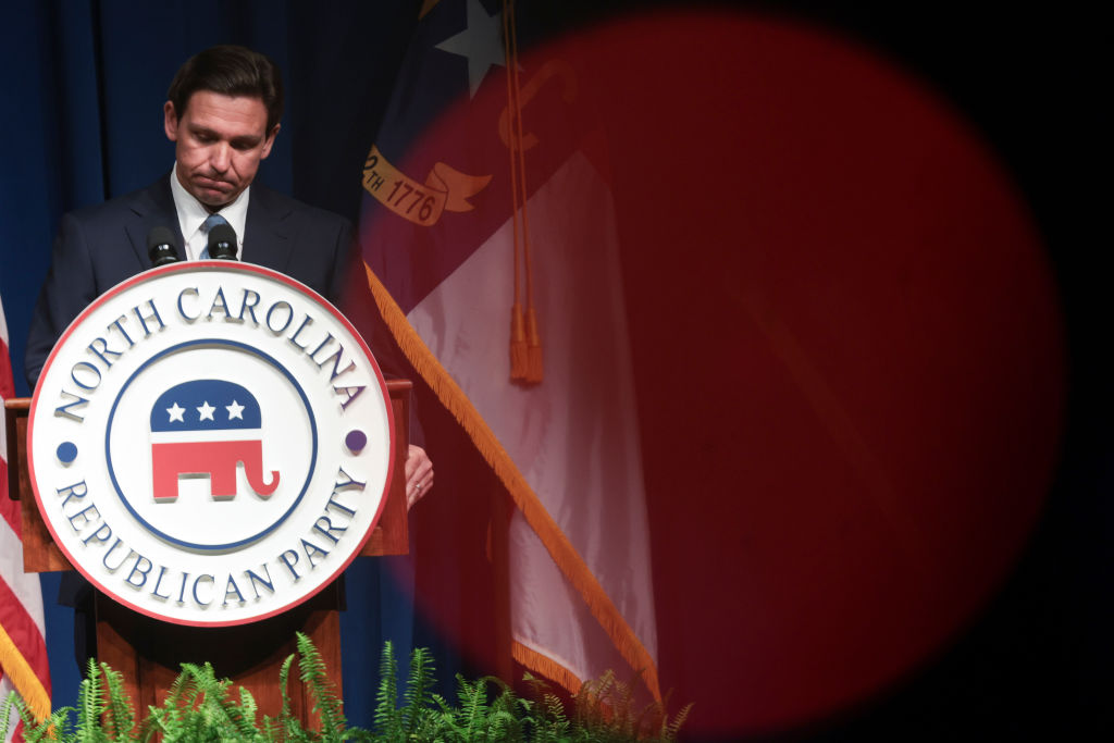 BlackAmericaWeb's tweet photo. Ahead Of Juneteenth, Ron DeSantis Slashes Funding For Black History Programs In Florida https://t.co/bsmVVruvQv https://t.co/lQikMmWBLW