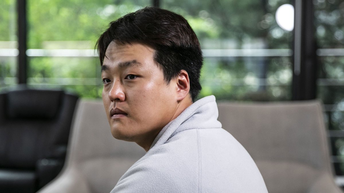coingecko's tweet image. JUST IN: Do Kwon has been sentenced to 4 months in prison in Montenegro on charges of using a false passport.

📰 gcko.io/news