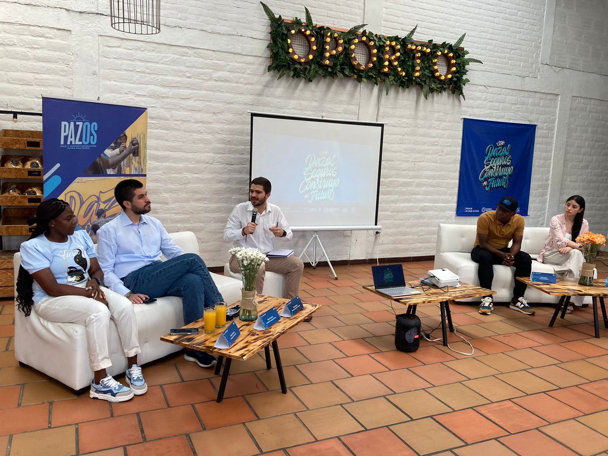 GI_TOC_esp's tweet image. En colaboración con @AlcaldiaPalmira y el apoyo de Peace in Our Cities, trabajamos en la generación de estrategias de difusión a nivel comunitario, para expandir el alcance  de la estrategia #PAZOS, y su priorización en la prevención de violencia urbana. Tags