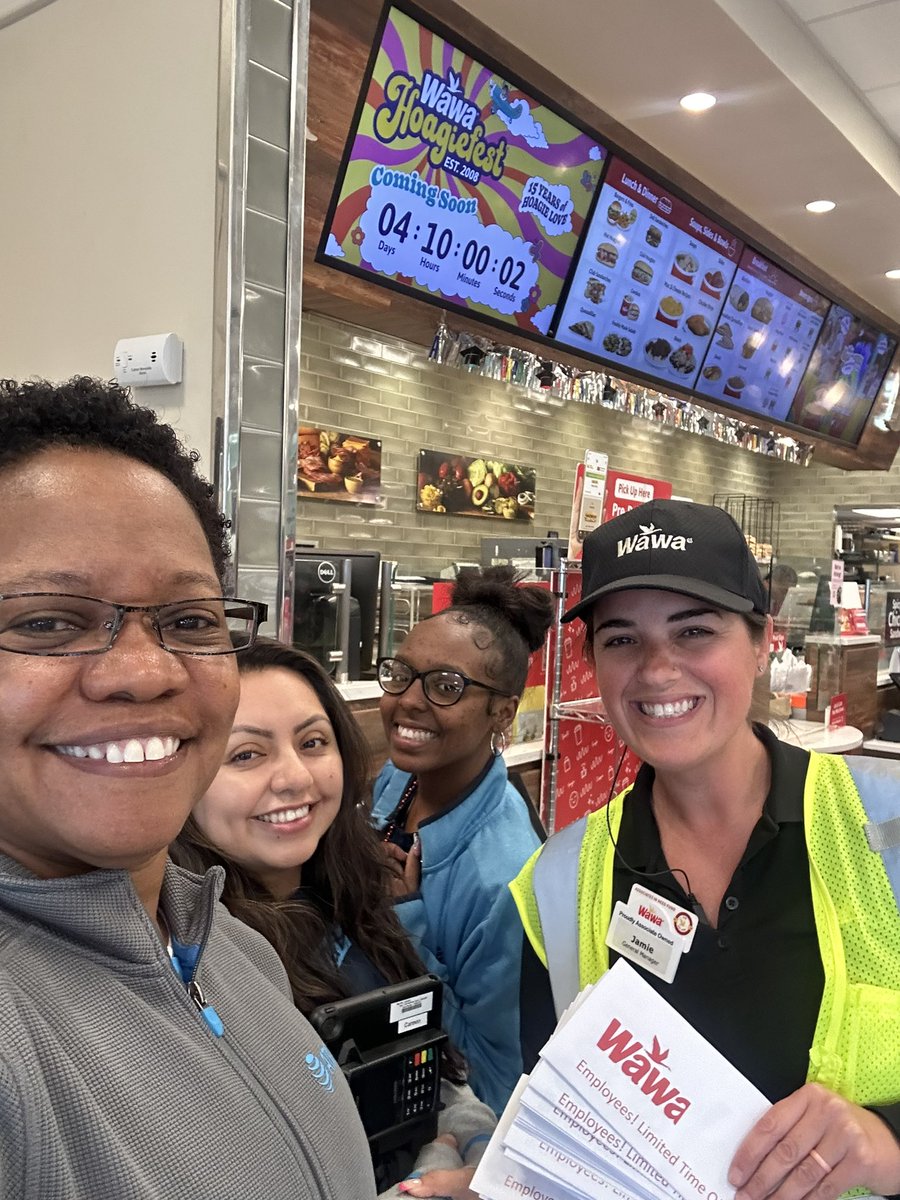 Brendini0311's tweet photo. Specially made Flyer drop for one of our Key Signature Accounts! WAWA! Great meeting Jamie & the crew! #GetYourSwagOutside #TeamSwag https://t.co/3mxutdPb1b