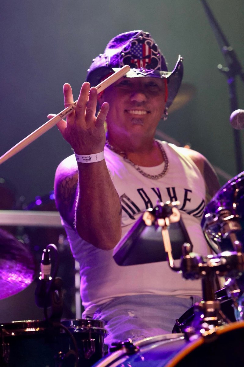 Donny “Madman” Matthews (@dmadmanmatthews) on Twitter photo 