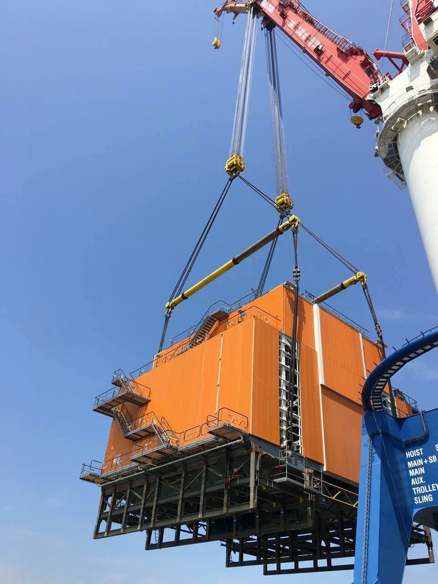 strongwellmc's tweet photo. This week's project focus is on a marine vessel project. #Madeinusa #COMPOSOLITE and #DURAGRID phenolic were used in a state of the art rock installation vessel to address weight savings and corrosion resistance. https://t.co/MtzDKLz9d4 https://t.co/TIjRkORvW8