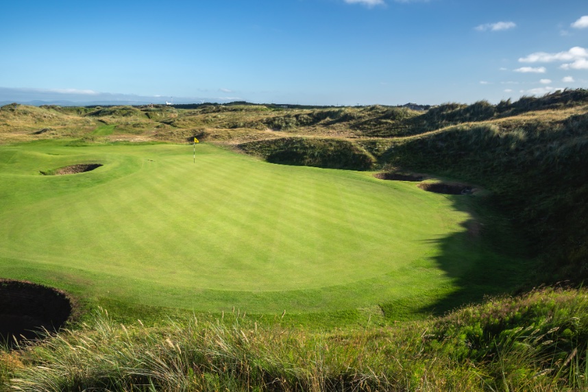 Scotland is calling😀
what a beautiful course, I love these links 🏌️
Do you know which course is it?