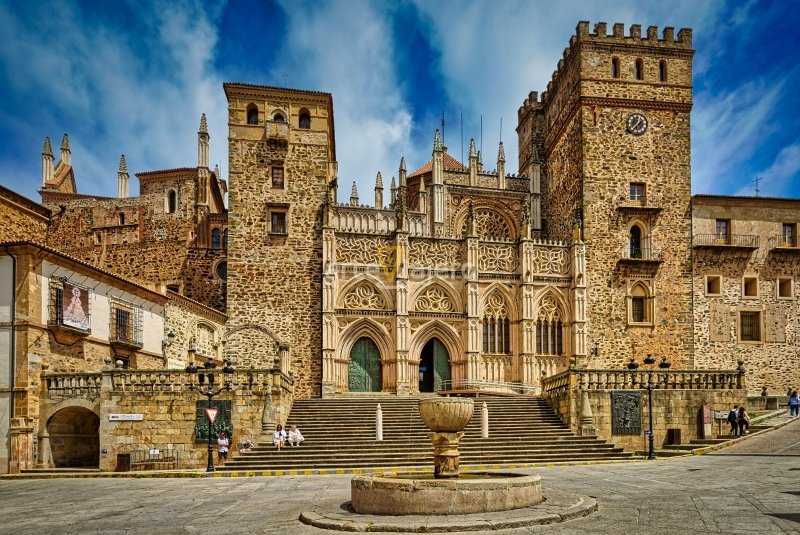 minervaacedo's tweet photo. @marianiabe Prácticas de Geografía e Historia en Extremadura: 
Parte A: Mapa ADIF de redes ferroviarias, Fachada del Monasterio de Guadalupe y Disposiciones adicionales de la Constitución de 1978 (referidas a comunidades autónomas). https://t.co/fbbZfpDG7v