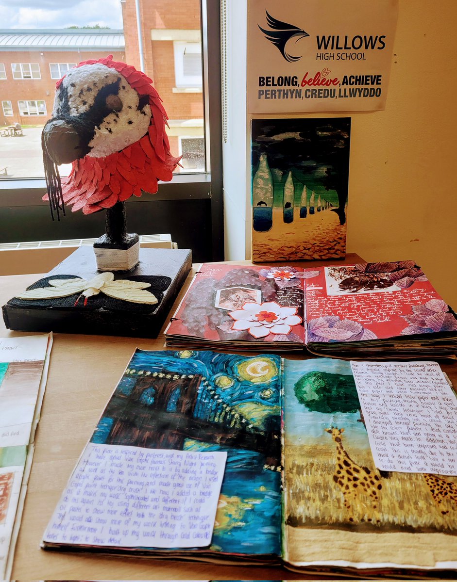 willowsart2's tweet photo. Exhibition ready!! Willows High School's Art work exhibited in the Cardiff School of Art and Design Art Exhibition!! Thank-you @cardiffmet for the opportunity! @willowshigh @willowsart2 #walesart https://t.co/ySvuNRu02M