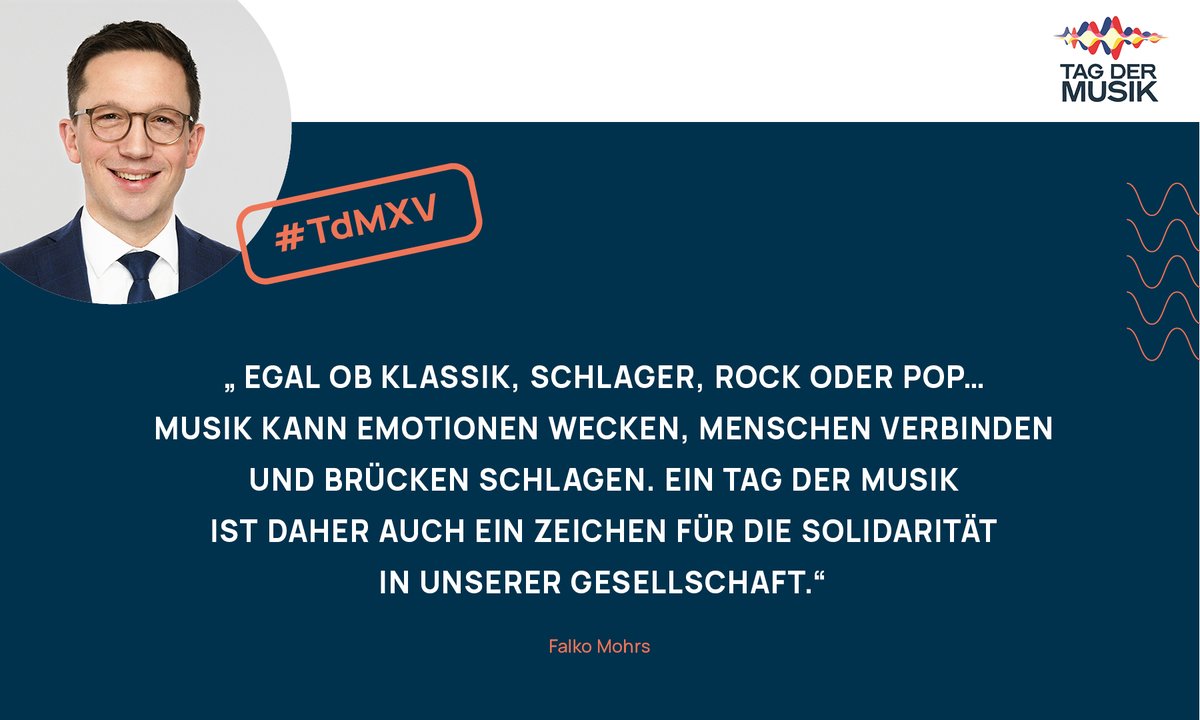 DMusikrat's tweet photo. #TdMXV - das Quartett für heute komplett macht Falko Mohrs, Niedersächsischer Minister für Wissenschaft &amp; Kultur und aktueller Vorsitzender der Kultur-MK. Danke, es war uns ein Fest! 
Nur noch 2 Tage bis zum #TagDerMusik, die #Vorfreude ist groß!
#DMR #Musikleben
© Lydia Boenisch https://t.co/y2D3EWmMF0