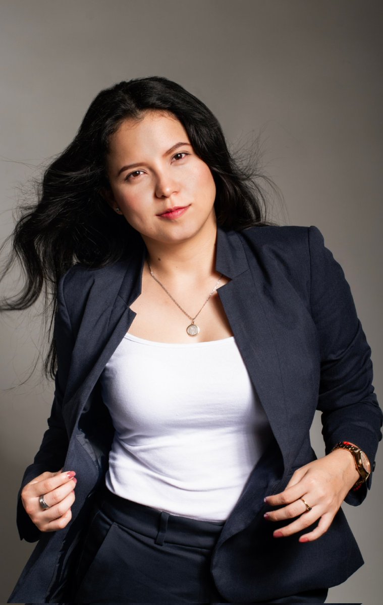 Kelly Towerss 💫 tweet media