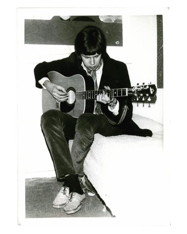 Happy birthday, Nick Drake. ICYMI here s my piece about Pink Moon. Link:  