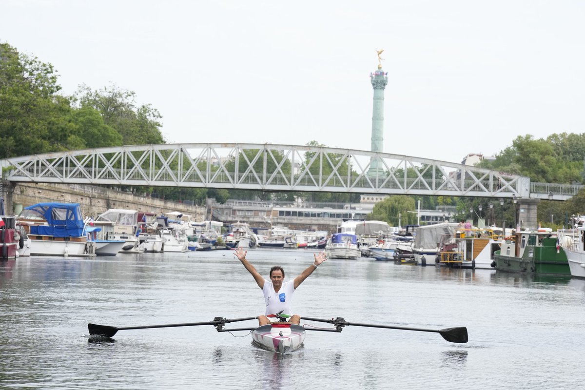 L'expédition "L'Europe à la rame" s'est terminée hier à Paris ! 🛶🏁

Pendant 49 jours, une équipe de chercheurs du Muséum a suivi le rameur Christophe Gruault pour étudier 22 cours d’eau européens et sensibiliser les publics aux écosystèmes aquatiques. 👉 europealarame.com