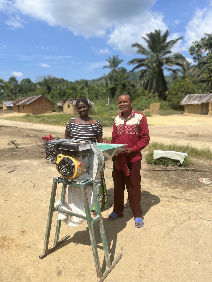 Eight8World's tweet photo. We kick-started the UCT-project in DRC in October 2021. 

Happy to announce the follow up report after one year is ready:
https://t.co/HqBoX2jDpw

@IPISResearch @proximus @Fairphone @UmicoreGroup

#livingincometransition #uct #mining #DRCongo #evidencebased #autonomy https://t.co/47oM11erdl