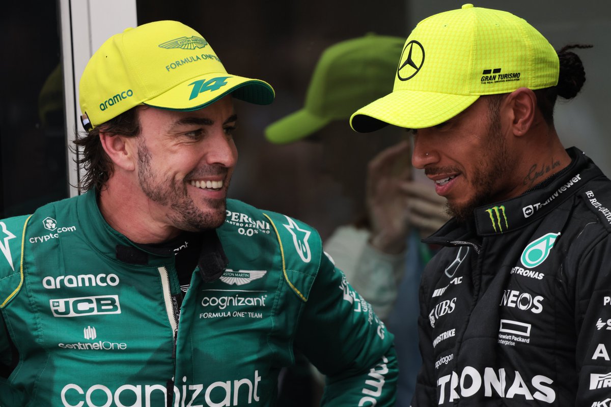 F1's tweet photo. The friendship we never knew we needed in 2023 🥹

#CanadianGP #F1 @LewisHamilton @alo_oficial https://t.co/lcVGRgiEjI