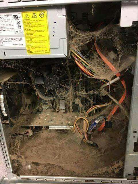 grape_tec's tweet image. 😂 E você, já viveu algo parecido? Compartilhe suas histórias malucas de TI nos comentários e marque aquele amigo que sempre entende suas piadas de informática! 💻🖱 #PCMasterRace #InformaticaHumor