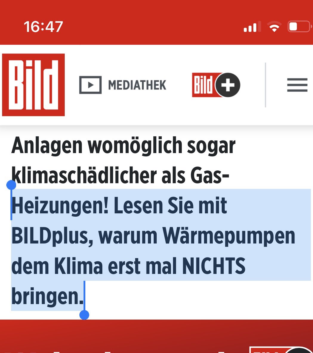 JHillje's tweet photo. BILD-Chefredakteurin (links): „Wir haben hier verdammt noch mal niemanden, der weiß, wie so eine Wärmepumpe funktioniert“

https://t.co/ke8fb4048i (rechts): „Lesen Sie mit BILDplus, warum Wärmepumpen dem Klima erst mal gar NICHTS bringen“ https://t.co/RxJ5thBrtY