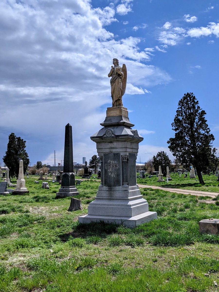 Monday Inspiration 🦋

'I prefer to be true to myself, even at the hazard of incurring the ridicule of others, rather than to be false, and to incur my own abhorrence.' - Frederick Douglass

Photo: Riverside Cemetery - Denver, Colorado
 #mondaymotivation #frederickdouglass