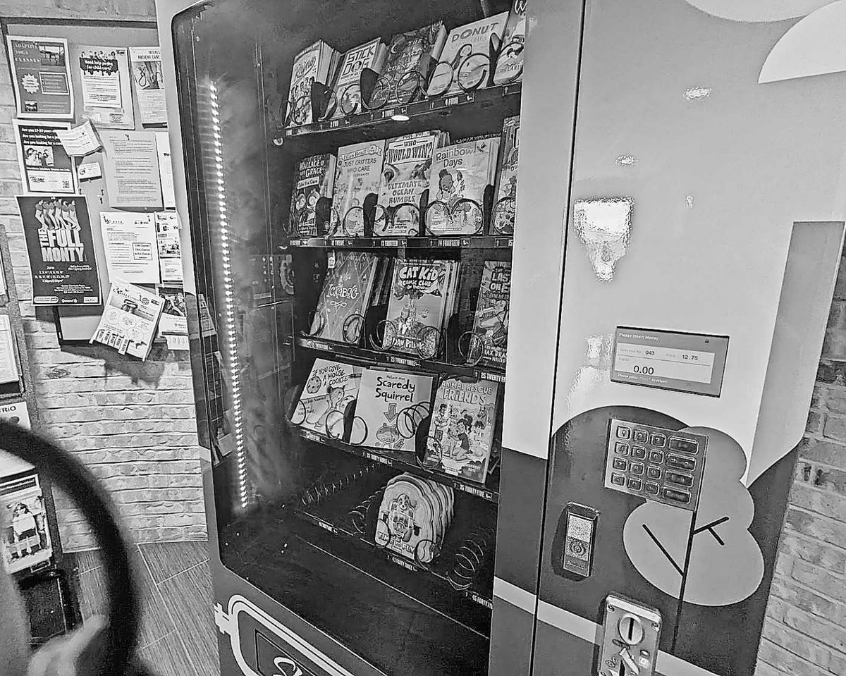 Sherman Public Library adds book vending machine for early readers    buff.ly/3qHyFbS