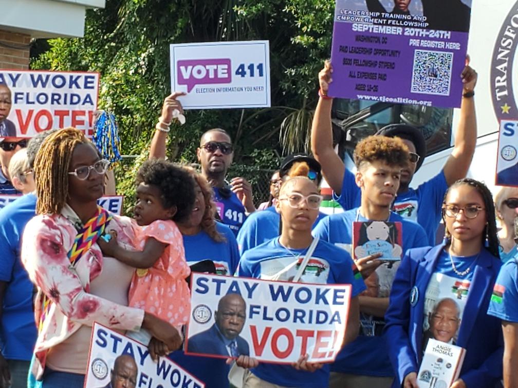 now_jax's tweet photo. Stay Woke FL kicked off 15 city tour in Jax this morning! Proud to be part of Juneteenth event! @TJC_DC, @BAMAactivists, @northsidecoj, @AngieNixon, @khathaway1 @momsdemand @LWVFlorida https://t.co/5g9mxtVsrh