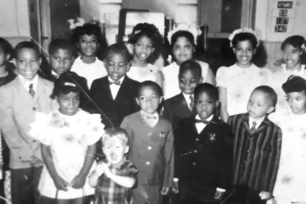 AFISilver's tweet photo. 2:30 today: #FindingFellowship + director Q&A!
@JG1732 & his sister/co-producer @kishadavismd explore their family history & the history of their community: Quince Orchard, MD, where in 1968 three different racially segregated churches united to form a single new congregation https://t.co/SA69uczIiG