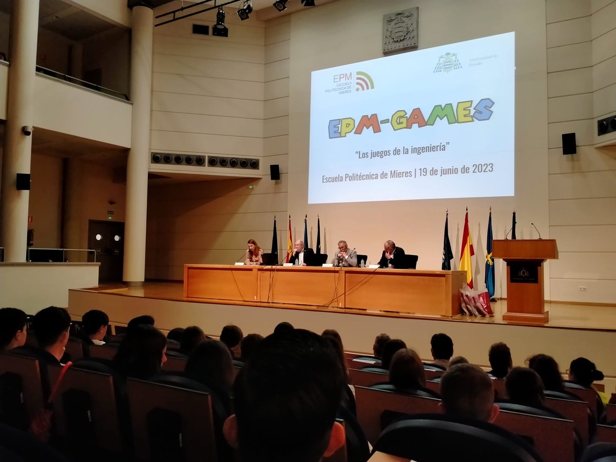 EduardoCires's tweet photo. Entretenidísima mañana con los EPM-GAMES 2023. Muchas pruebas, diversión y premios #EPMGAMES @uniovi_info @IndurotUniovi @EPMieres @Educastur #minas #forestal #civil #geomática #ingeniería https://t.co/06Uyt0a9oA