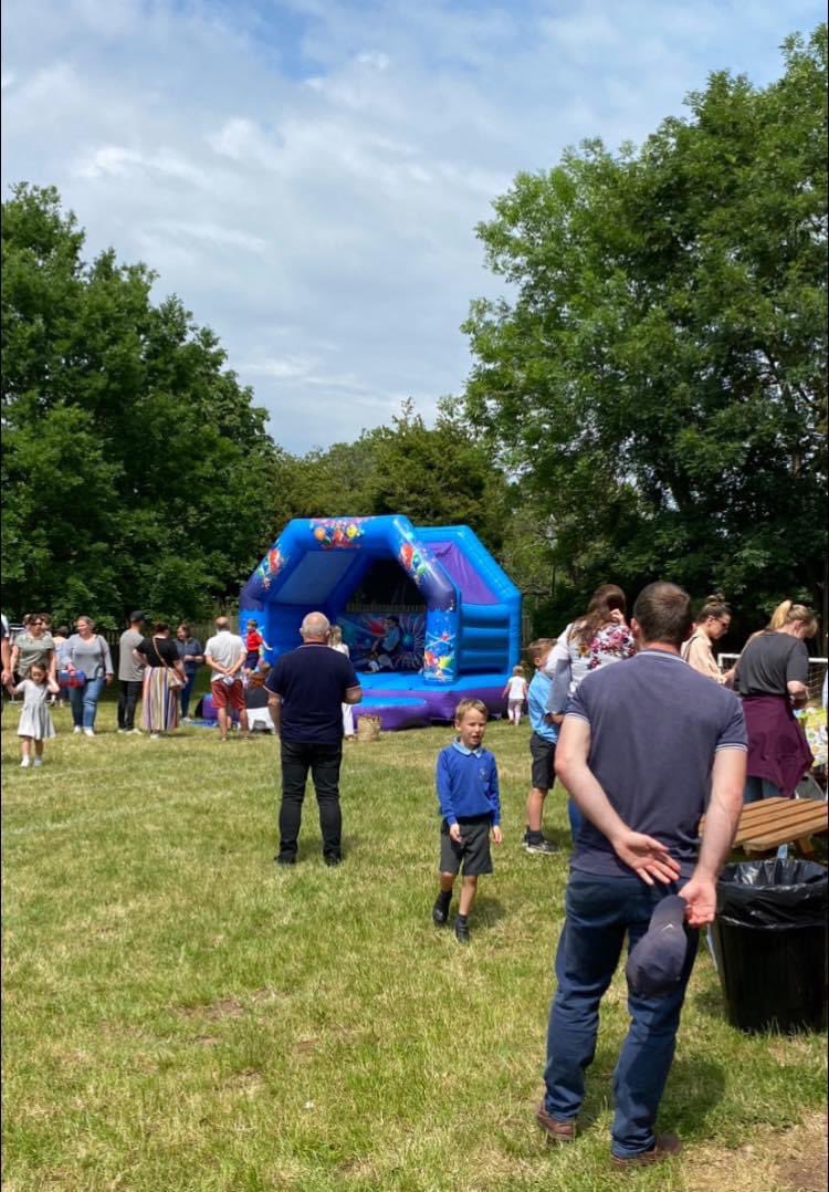 SKprimary's tweet photo. What an amazing day! Our Summer Fayre on Saturday was absolutely brilliant and so much fun ☀️ We had lots of stalls, games, a raffle, tombola, bouncy castle and delicious food; plus excellent Maypole dancing from our pupils. https://t.co/wqLQfHhEZI