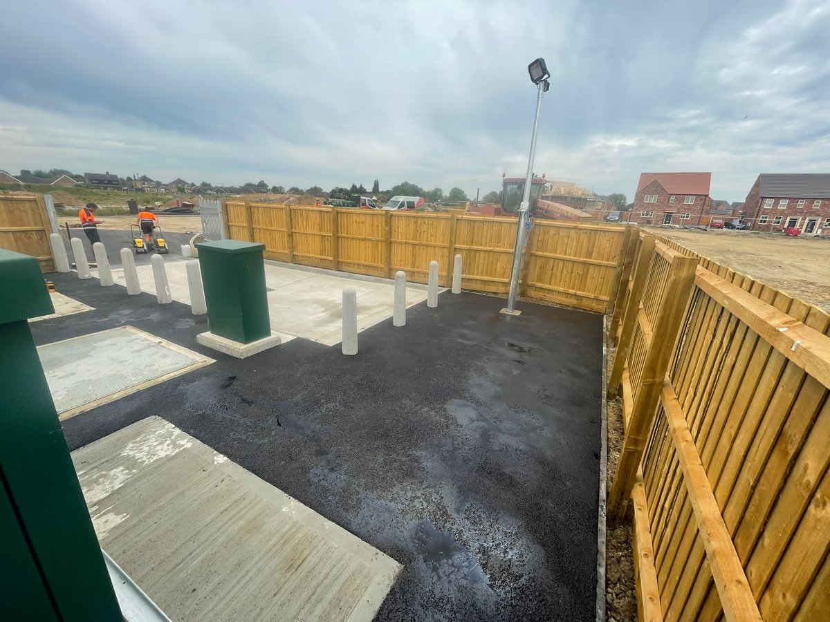 This weekend work consisted of neatly framing the electrical network for the new housing estate Flaxwell Fields, Ruskington. 

#tarmac #housingdevelopment