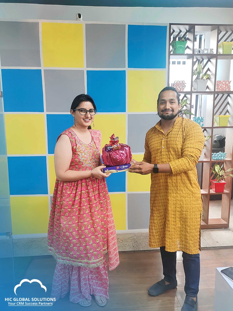 HeadInCloudInc's tweet photo. Diversity fosters inclusivity and enriches the collective strength of our organization.

Here we embrace our differences and celebrate the beauty of our shared humanity! Happy Ethnic Day from Team HIC!

#ethnicday #ethnicwear #traditionalmen #traditionalwear #outfits #GOTEAMHIC https://t.co/A2Z4qZTzjO