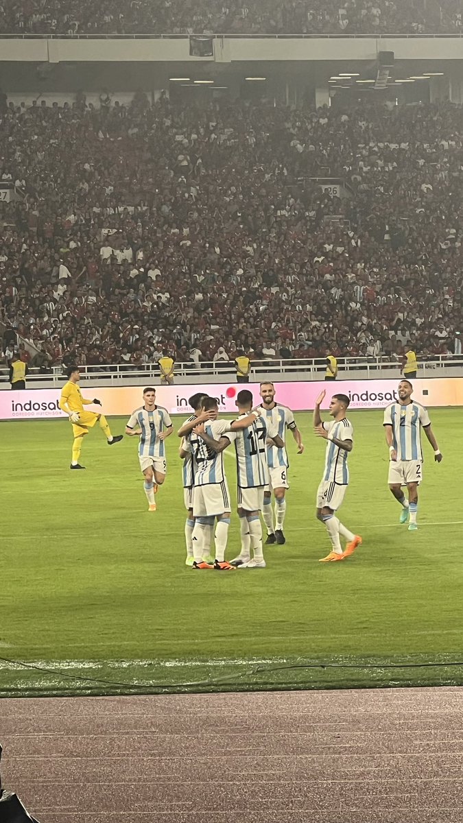 pesmobileid's tweet photo. Best view for the night ✨
@afa @PSSI 
#IndonesiavsArgentina #TimnasDay https://t.co/Ta5mn88TrB