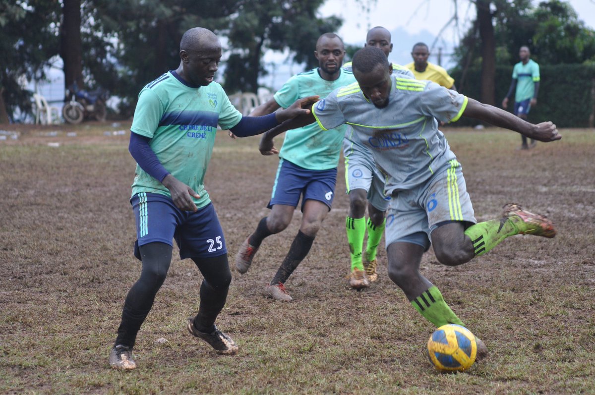 themedicalleag1's tweet image. THE MEDICAL LEAGUE UG!!!!!
Still about yesterday, some of the images from the medical league ug that went down at Mengo Senior School
#themedicalleagueug
#mengoss 
@KampalaHospital @kmh_ug @JenaHerbals @LubagaHospital @kirudduNRH @OrthoSocietyUg @corsuhospital