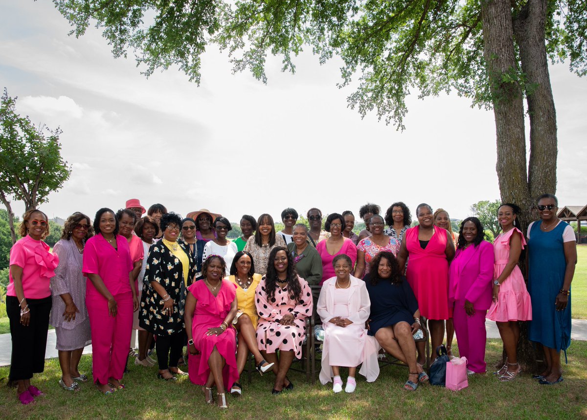 Our 2023 C.A.R.E Brunch was amazing! ICYMI here are more pics. 

m.facebook.com/story.php?stor…

#sistersnetworkdallas #sistersnetwork #brunch #CAREBrunch #breastcancerawarness #breastcancersurvivor #caregiver #sisterhood