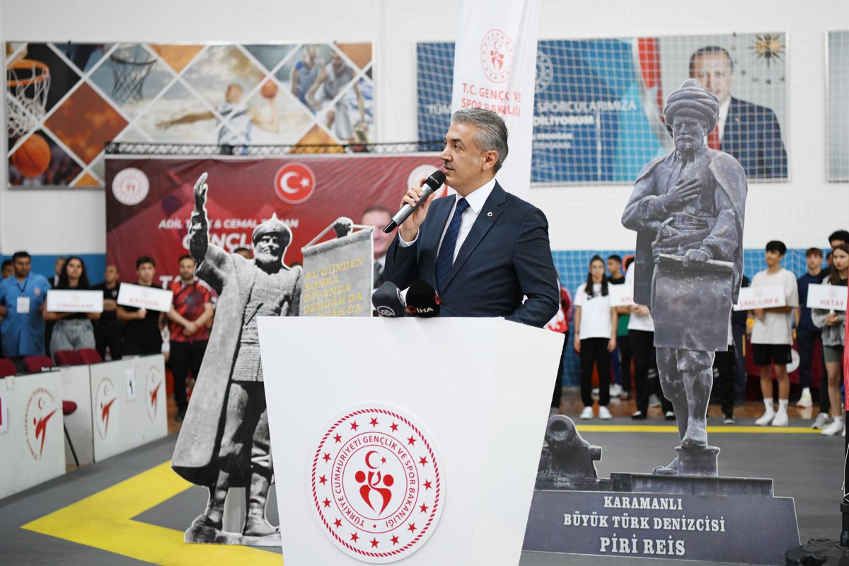 KaramanValiligi's tweet image. Valimiz Sn. Tuncay Akkoyun’un katılımıyla Adil Türk &amp;amp; Cemal Toman Gençler Taekwondo Türkiye Şampiyonası Açılış Töreni gerçekleştirildi.

📍Merkez Spor Salonu 

👉 karaman.gov.tr/valimiz-sn-tun…