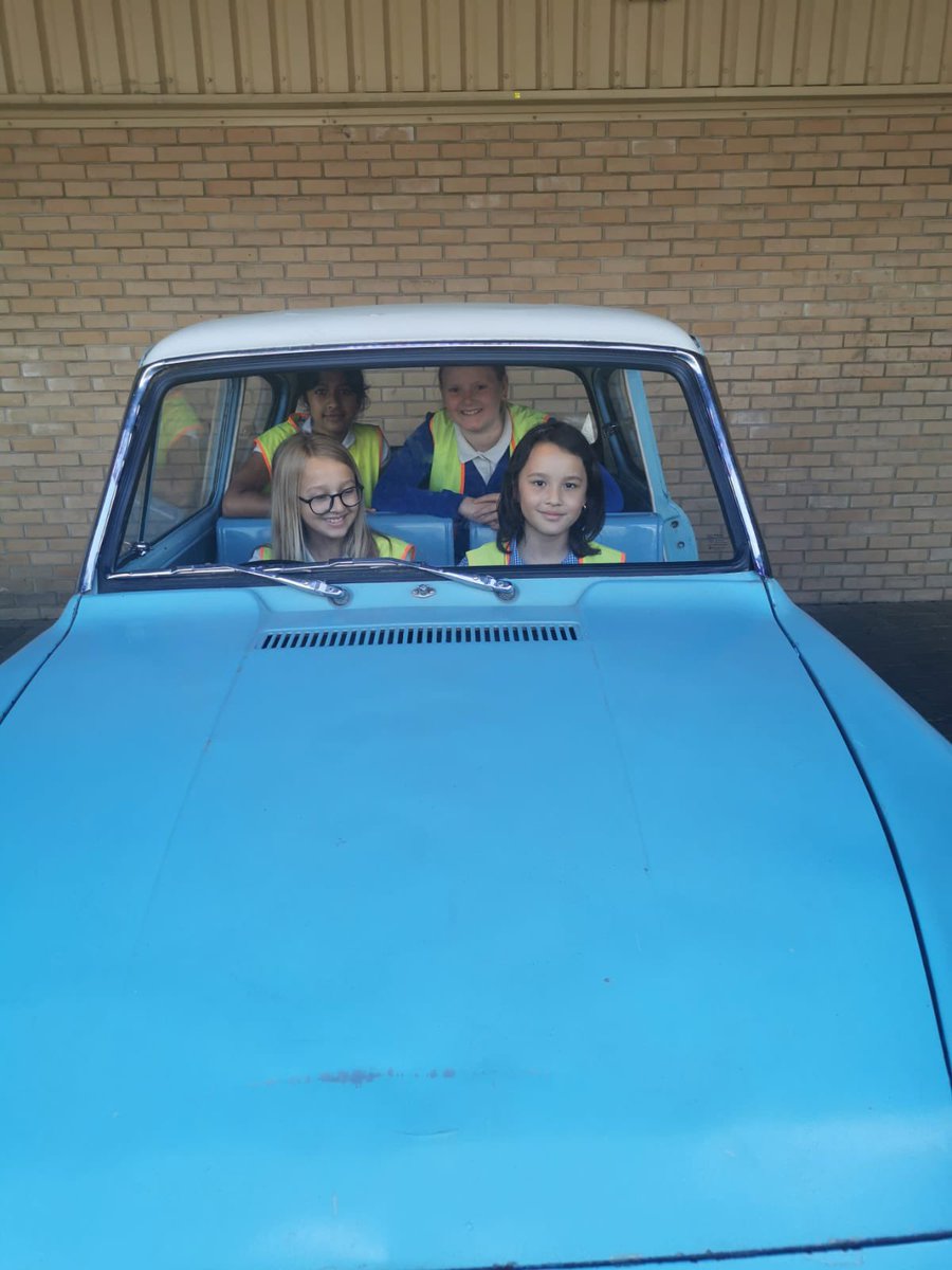 latimerprimary's tweet image. More of #ClassSM and #ClassEH’s Harry Potter Studios adventures…