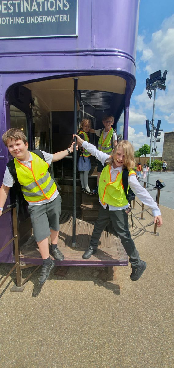 latimerprimary's tweet image. More of #ClassSM and #ClassEH’s Harry Potter Studios adventures…