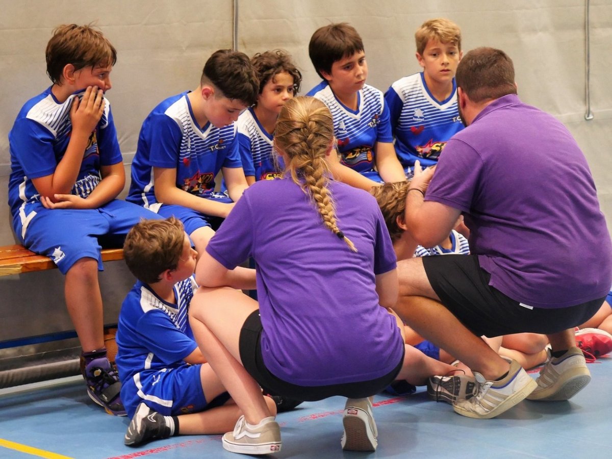 🏆 𝗖𝗔𝗠𝗣𝗜𝗢𝗡𝗦 𝗔 𝗜𝗚𝗨𝗔𝗟𝗗𝗔! 
✨ El Benjamí del SACO masc. 4t Blau va quedar 1r 🥇 a la Final dels Jocs Esportius Escolars de Catalunya de bàsquet aquest darrer cap de setmana 

🔝 Enhorabona EQUIP! 👏👏
💙🤍 Sou el #FuturADNTGN 🏀