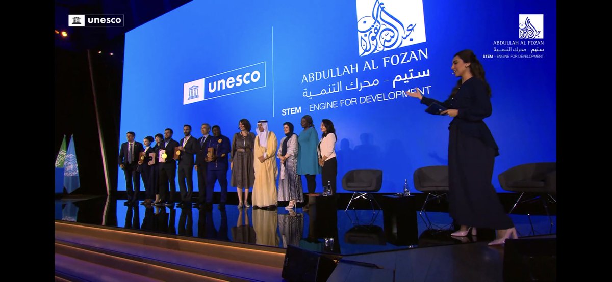 The unstoppable <a href="/EdnaMattaC/">Edna Matta-Camacho, PhD 👩🏻‍🔬🇨🇴🇨🇦</a> and othe just members celebrating the 5 winners of the #UNESCO_AlFozan_International_Prize, awarded in Paris today!