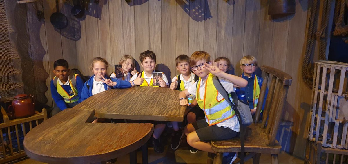 latimerprimary's tweet image. More of #ClassSM and #ClassEH’s Harry Potter Studios adventures…