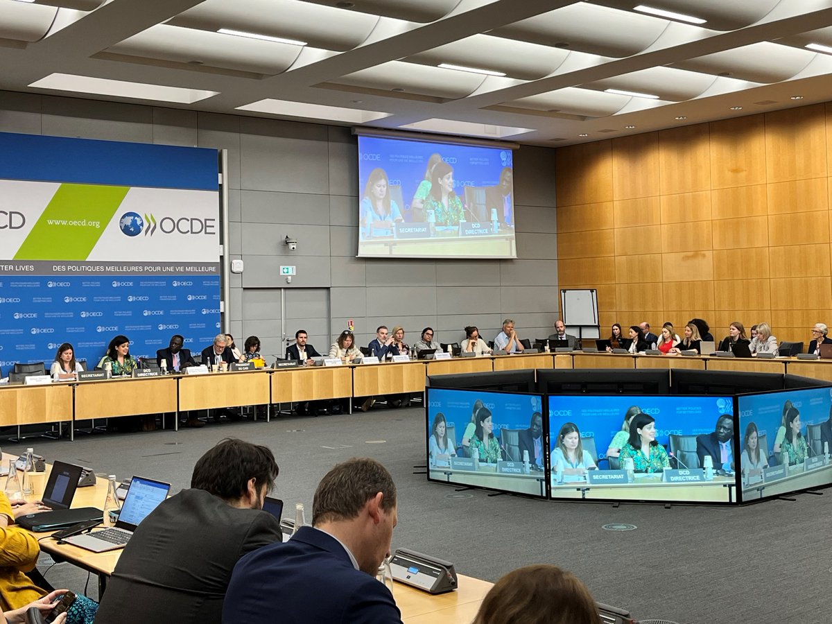 Common acknowledgement at @OECDdev #CivilSociety Days that moving towards locally-led development cannot happen overnight but progress is being made. #ShiftingPower is not a zero-sum game and can be achieved if we are able to align different interests and listen to local actors