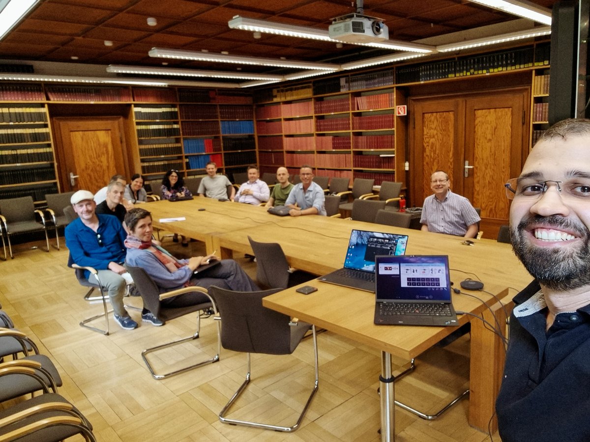 AliHShaib's tweet photo. Had a great meeting with the PIs of the #MBExC Research Alliance where we had an #exciting talk from Prof. @ViolaPriesemann about 'collective activity in neural networks' and I gave an update about the latest developments and spinoffs in #ONE_Microscopy.
Was a blast and an honor to speak among such a high caliber of scientists the likes of Prof. Tobias Moser, Prof. Silvio O. Rizzoli, Prof. Christian Griesinger, Prof. Tiago Outerio @touteiro, Prof. André Fischer @lab_fischer, Prof. Viola Priesemann, Prof. Christine Stadelmann-Nessler, Prof. Stephan Lehnart, Prof. Niels Voigt @niels_voigt, Dr. Laura Zelarayán-Behrend, Dr. Lukas Cyganek, and Fabian Mikulasch.
More about #ONE: https://t.co/RNsRrOMEcz